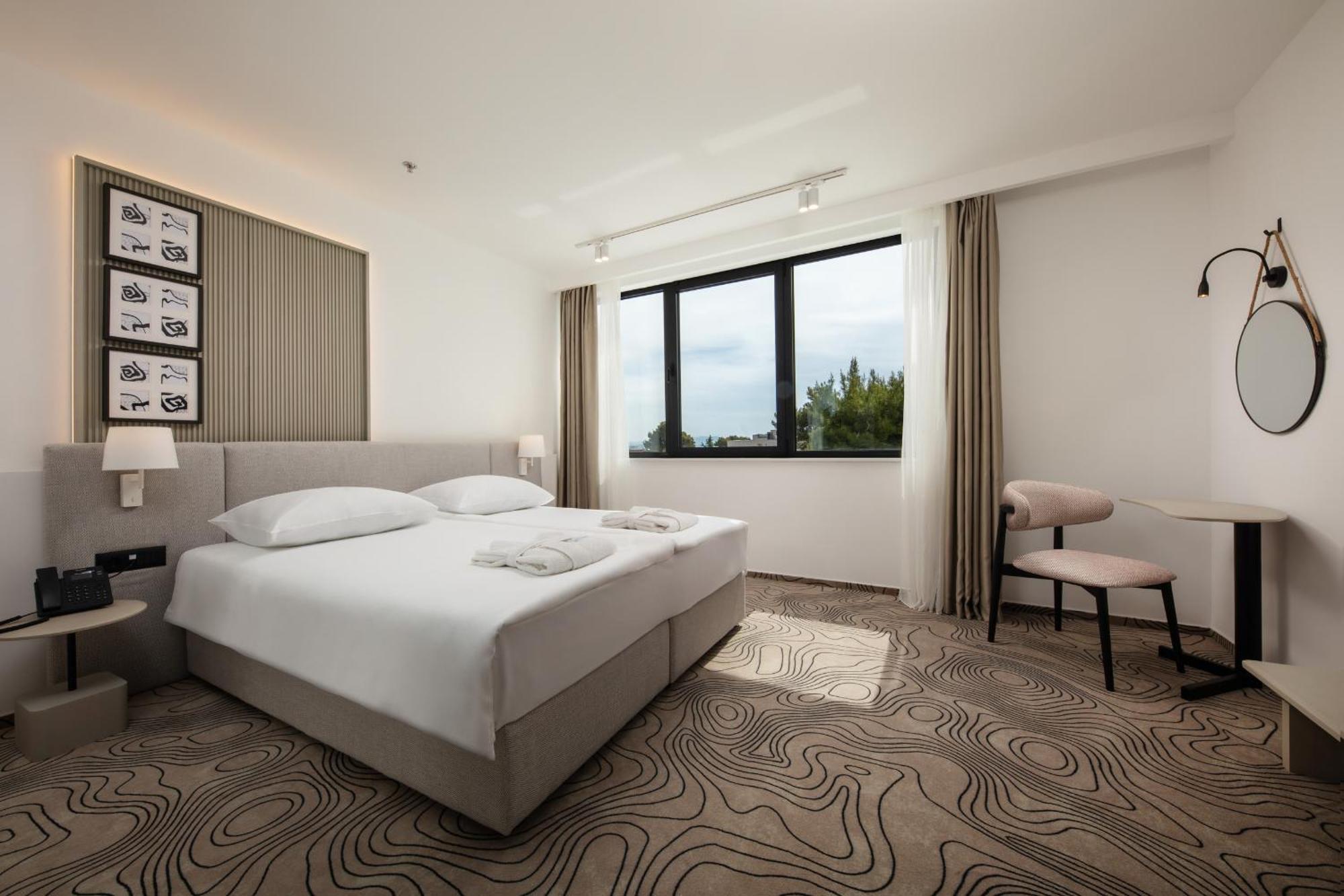 Seesea Hotel Vodice Esterno foto